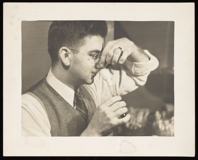 Image of WA Sniffing a Culture